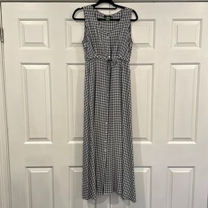 The Limited cinch waist navy blue and white dress size S